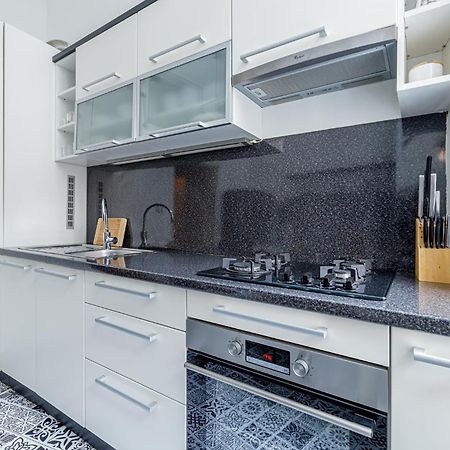Newly Renovated Apartment In The Old Town Bratislava Eksteriør bilde