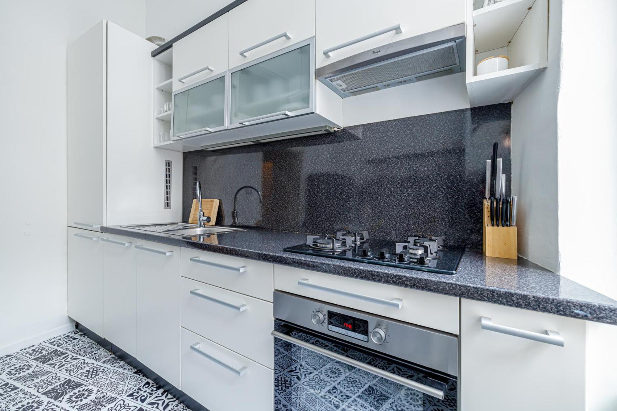 Newly Renovated Apartment In The Old Town Bratislava Eksteriør bilde